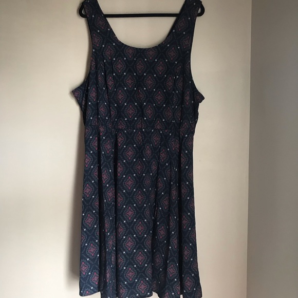 Torrid sundress size 3  Red white blue grey color - Picture 5 of 5